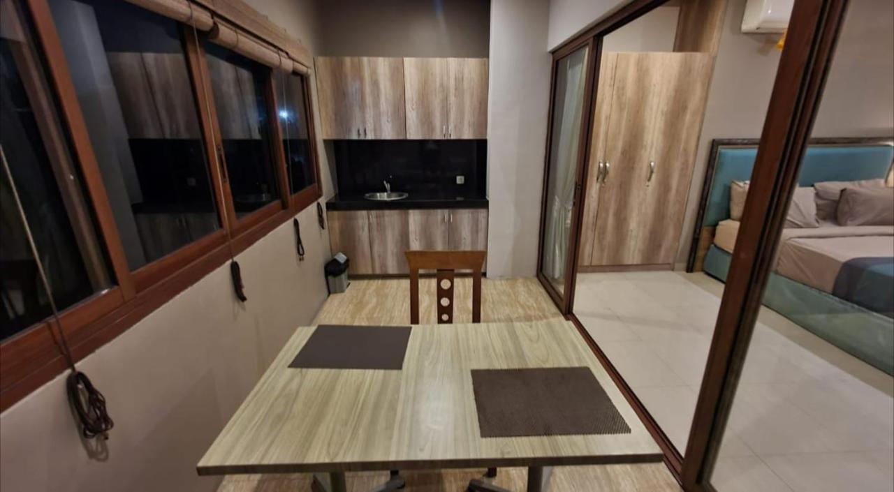 普瑞萨比那住宿加早餐旅馆 金巴兰 外观 照片